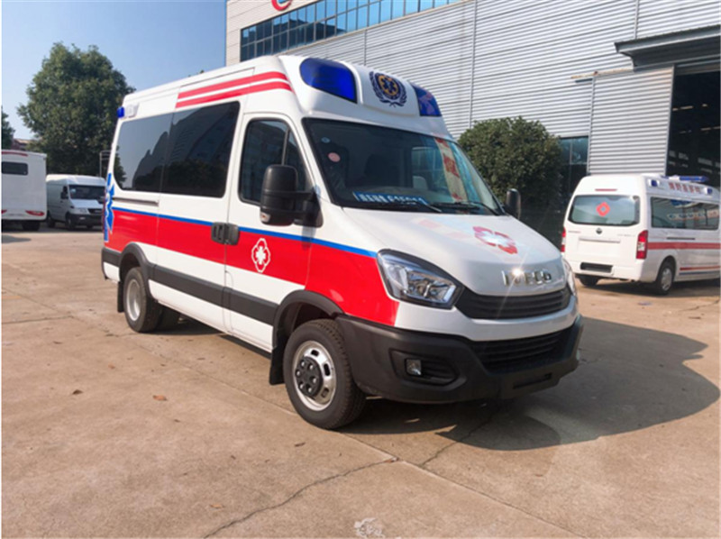 依維柯歐勝監(jiān)護(hù)型救護(hù)車(chē)